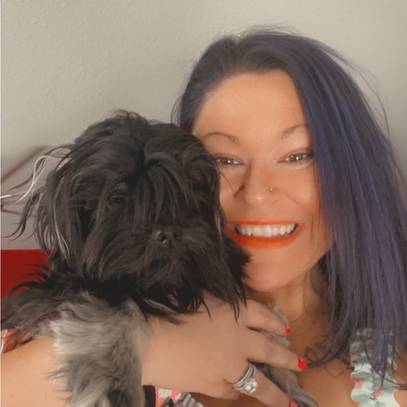 Meet your Posher, Lindsay - Picture 9 of 16